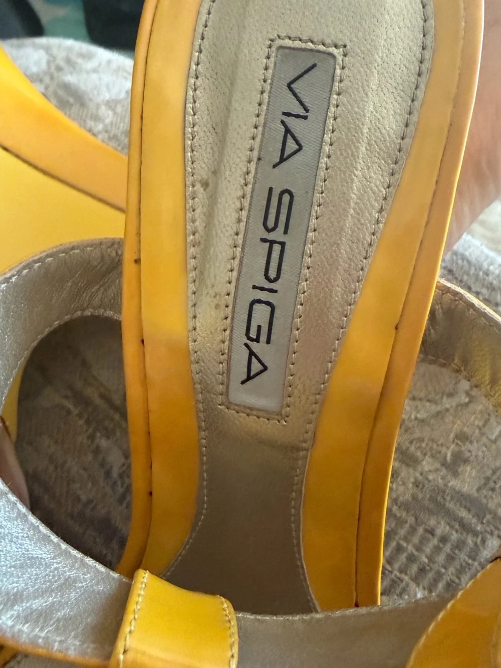 Via Spiga strappy Yellow Patent womens Wedge shoes size 9-1/2